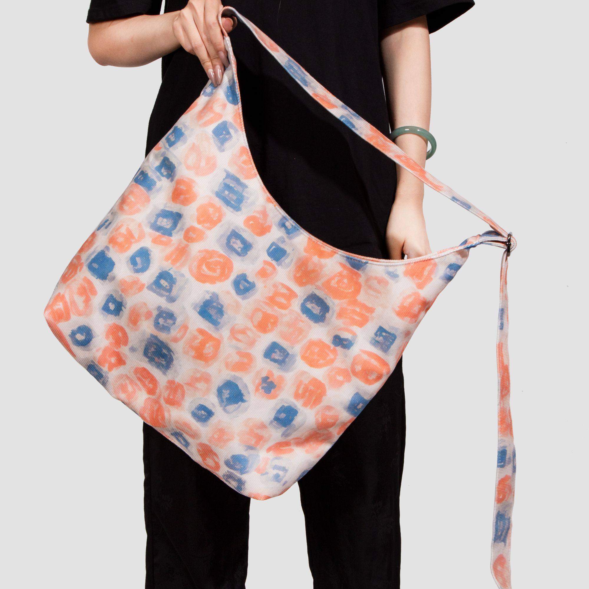 无则艺【宽带月牙包】时尚百搭小众便携灯芯绒ins单肩斜挎包布包,箱包皮具/热销女包/男包,单肩包,淘宝优惠券,粉丝福利购,淘宝优惠卷