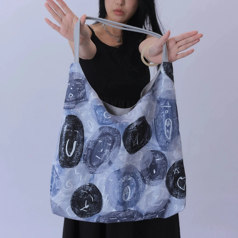 无则艺【冰丝月牙包】灰色开心亲肤夏季款时尚休闲印花单肩环保,箱包皮具/热销女包/男包,单肩包,淘宝优惠券,粉丝福利购,淘宝优惠卷