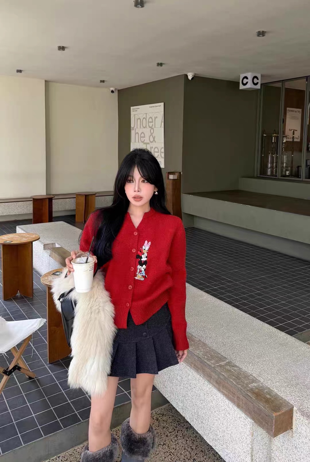 韩国东大门2025秋冬韩版宽松显瘦卡通刺绣百搭针织开衫