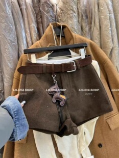 配腰带挂件百搭显瘦女毛呢休闲a字短裤 时尚 新款 2025冬季