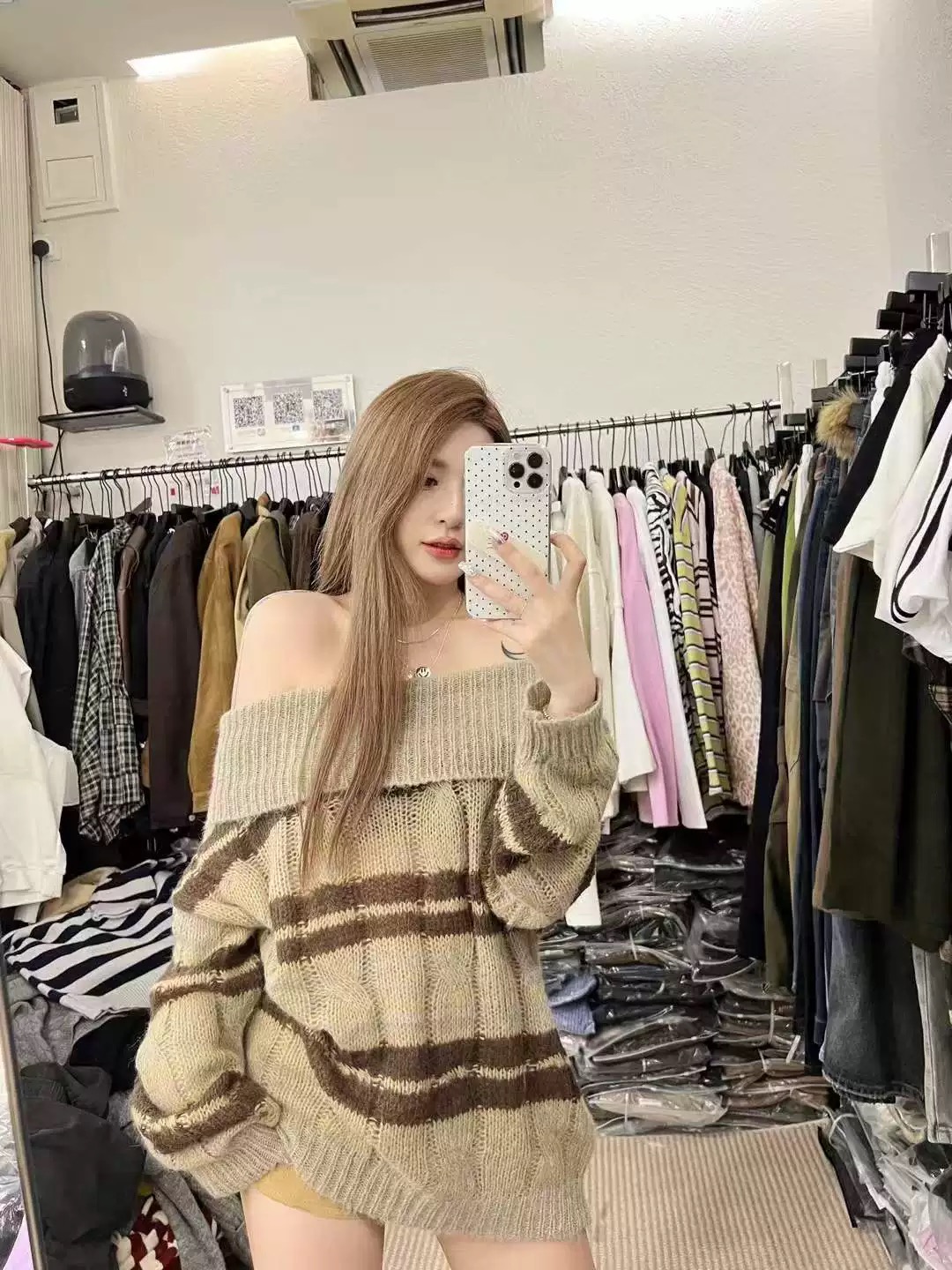 2025秋装新款气质一字肩撞色条纹针织衫女氛围感软糯毛衣