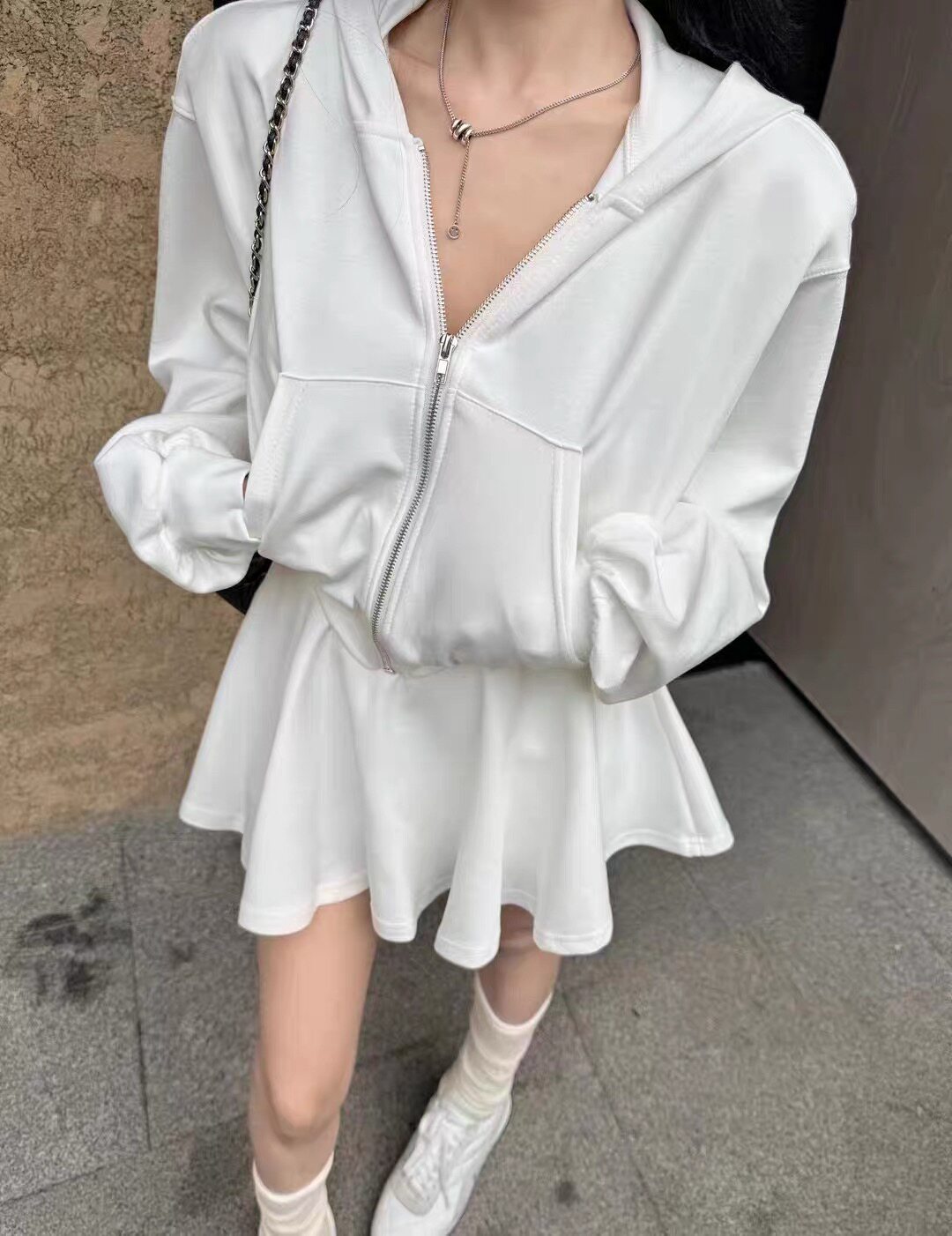 2026春新款连帽时尚拉链两件套休闲运动套装女半身裙