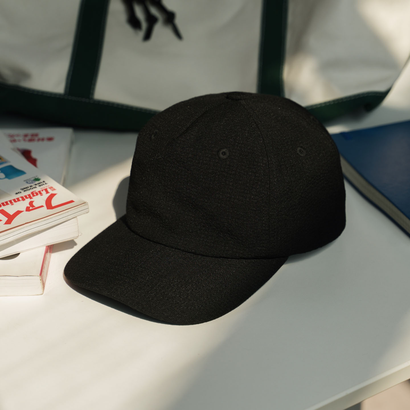 泡泡纱弯檐帽肌理感轻量化