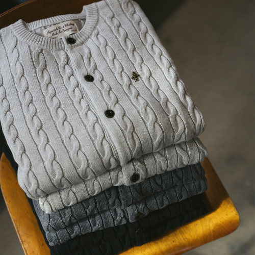 SUPERTOFU果实扣 羊毛混纺  麻花编织 黑豹徽章 开衫毛衣 AW25