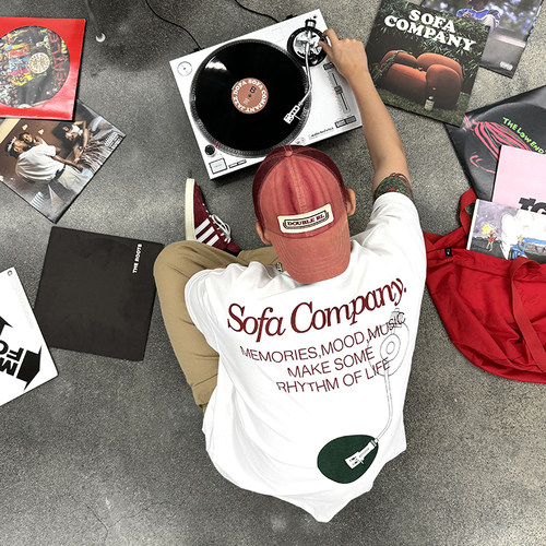 音乐主题唱针图案短袖T恤