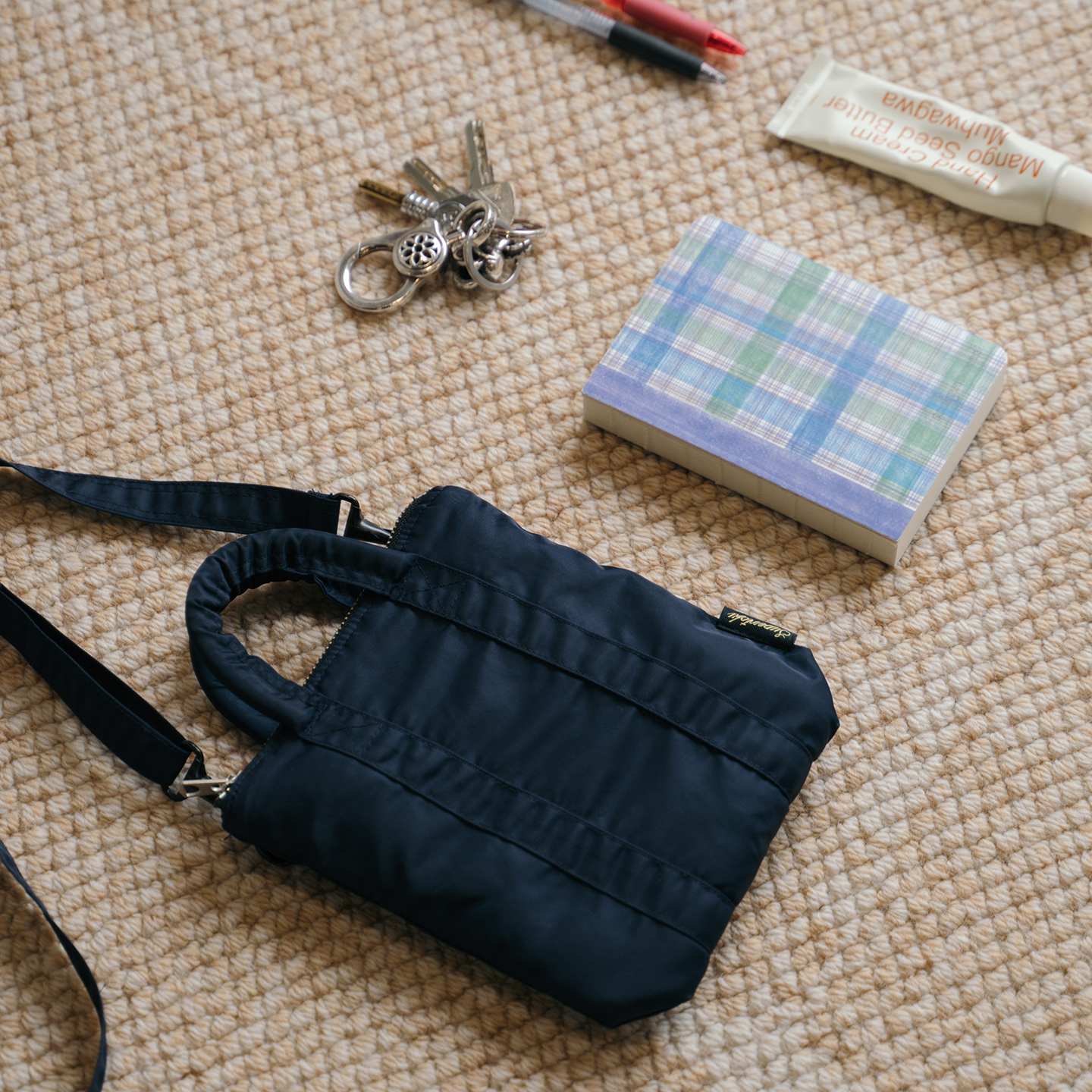 SUPERTOFU 小巧便携 抗皱耐磨 条纹内衬 尼龙斜挎包手提小包