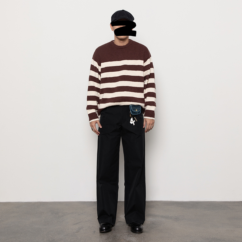 牛油果绿枣红条纹针织杉