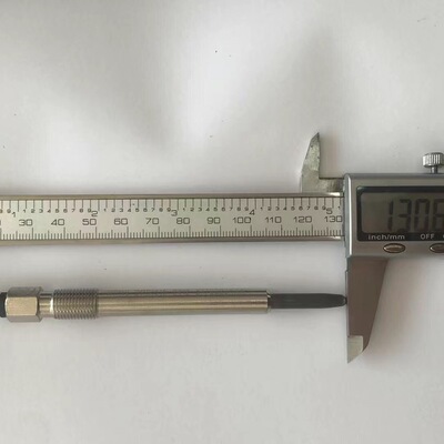 江铃VMR425预热塞11V 3770020RAA华泰11V电热塞DRS1515