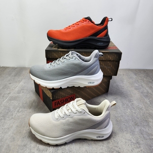 出口日本单男女款防水缓震运动跑鞋全地形防滑轻便户外徒步登山鞋