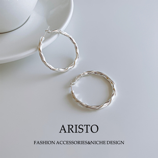 法式 女耳环 轻奢几何扭曲银丝大耳圈气质通勤精致耳坠独特百搭时尚