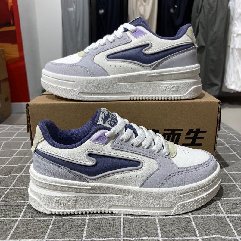 鸿星尔克板鞋女2025冬季厚底增高软底轻便运动休闲鞋12125401267,运动鞋new,板鞋,淘宝优惠券,粉丝福利购,淘宝优惠卷