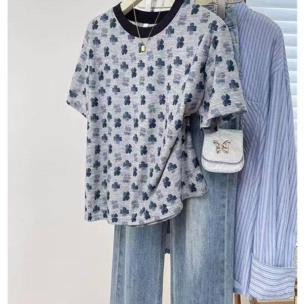撞色圆领短袖T恤女渐变四叶草