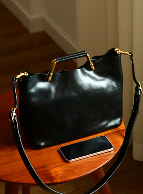 peshawar | 黑色轻奢牛皮通勤包女士真皮水桶包植鞣皮高级感女包