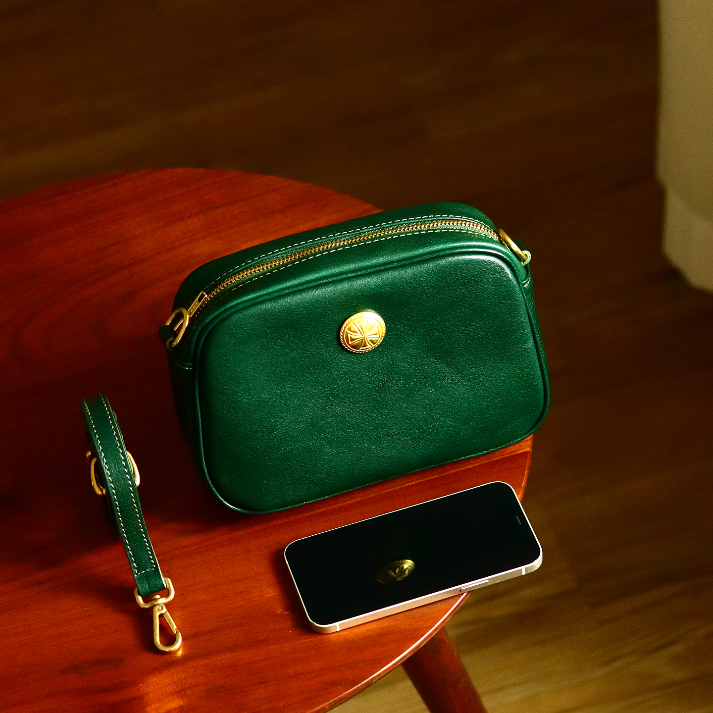 peshawar | 头层牛皮植鞣牛皮绿色小方包女士真皮文艺森系小挎包