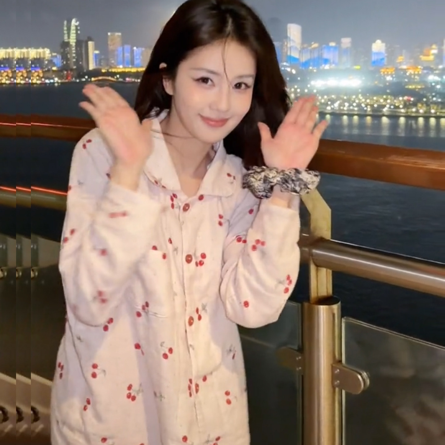 明星白鹿同款娃娃领睡衣2025年新款纯棉棉纱樱桃甜美家居服两件套,女装/女士精品,大码套装,淘宝优惠券,粉丝福利购,淘宝优惠卷