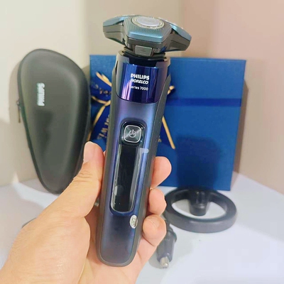 飞利浦电动剃须刀7系S7000