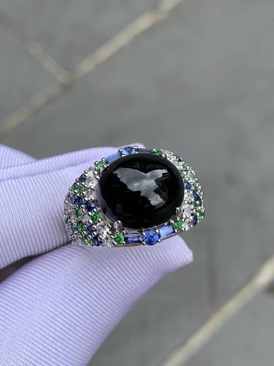 凝墨家天然缅甸翡翠18k白金镶嵌冰种墨翠蛋面女士戒指时尚精致