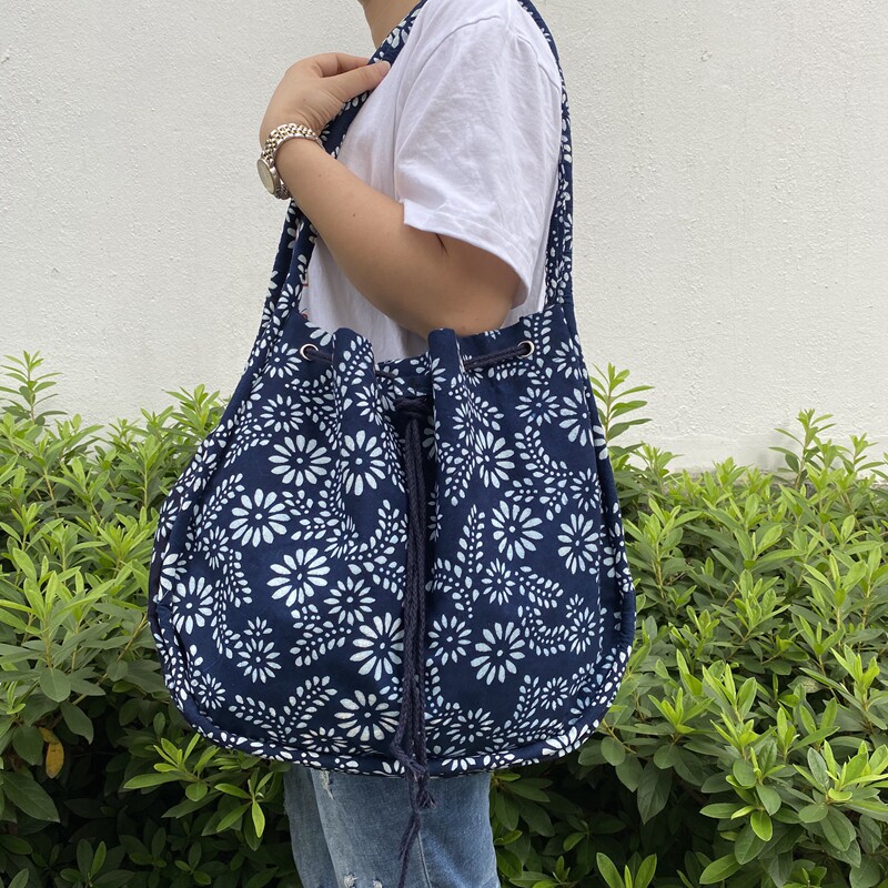 乌镇民族风蓝印布抽带束口包大揹包挎包大容量蜡染布艺包
