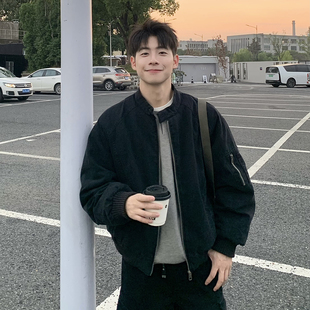 黑色短款巴恩风轻薄羽绒服男款2026新款冬季工装夹克加厚保暖外套