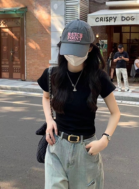 韩系黑色圆领正肩短袖t恤女2026夏季修身辣妹别致小个子短款上衣