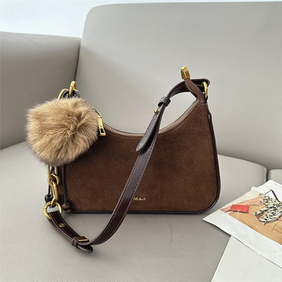 2025新款时髦轻奢真磨砂皮复古腋下包百搭单肩斜挎包通勤包麂皮包