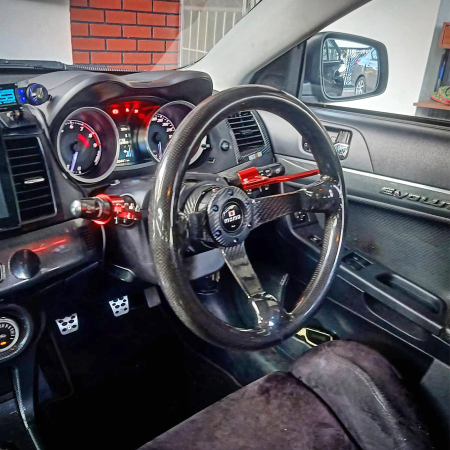 通用型汽车改装 真干碳纤维方向盘 轻量化赛车竞技类凹款快拆钛盘