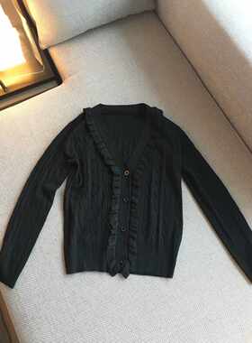 新款针织衫 羊毛面料 红色黑色 女款时尚精品 热卖