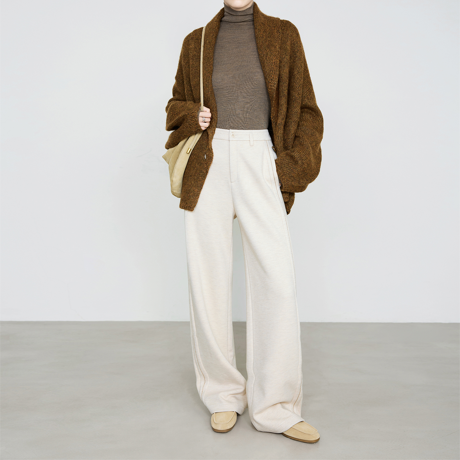 夏莫卡静奢老钱风燕麦色直筒裤