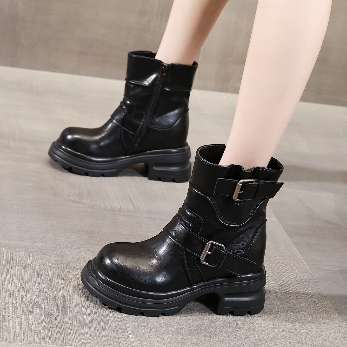 9CM内增高马丁靴女2025秋冬新款小个子厚底爆款真皮休闲短筒靴女