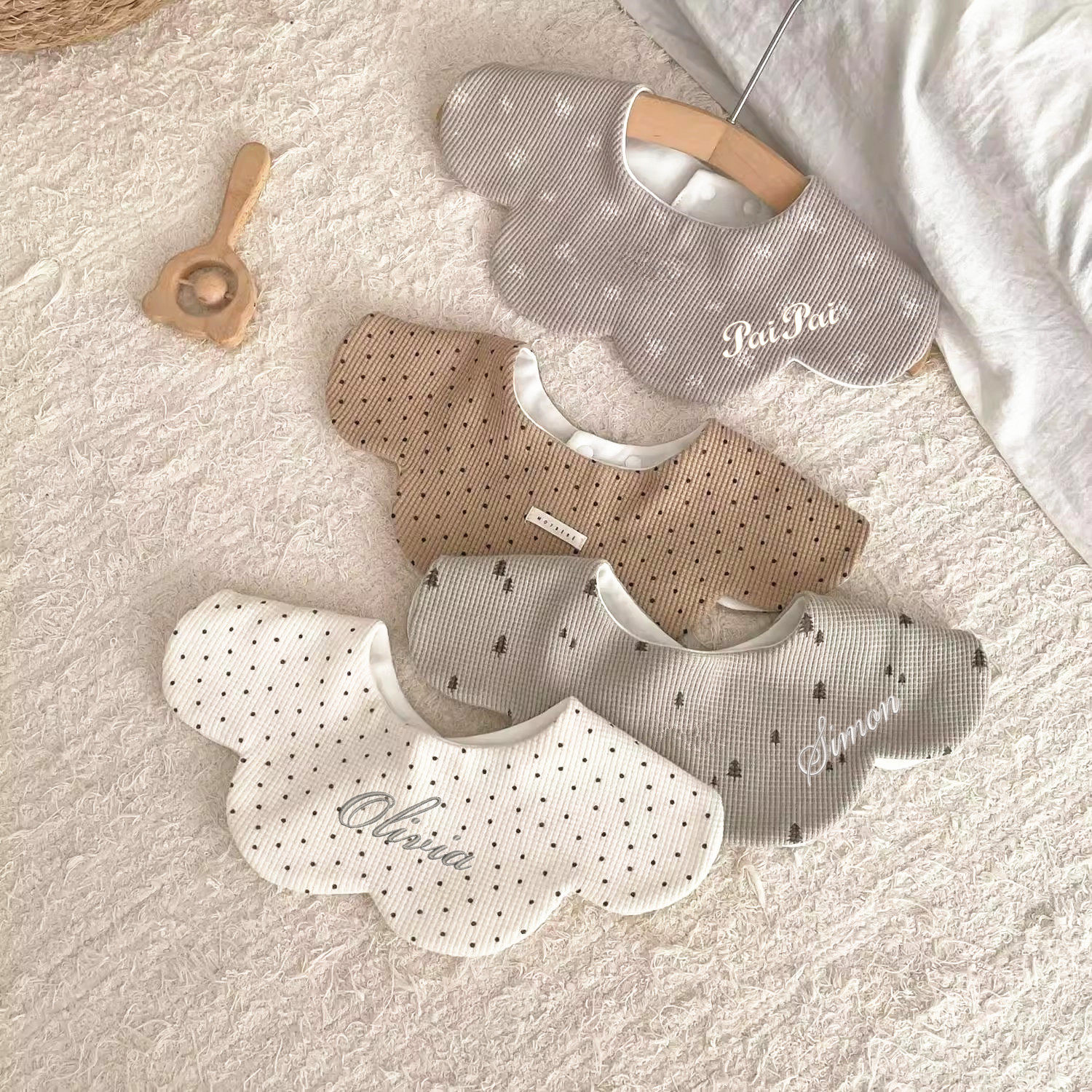 【可定制名字】婴儿口水巾纯棉韩系华夫格宝宝辅食围嘴花瓣围兜,婴童用品,小围嘴,淘宝优惠券,粉丝福利购,淘宝优惠卷