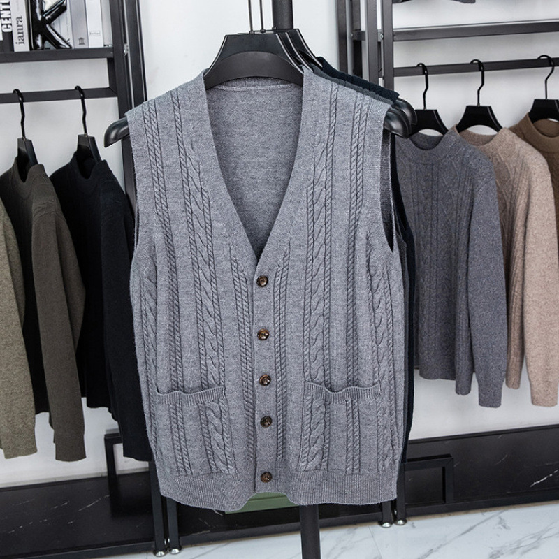 2025 秋冬男士针织开背爸爸装马甲男士薄款背心毛衣针织无袖坎肩