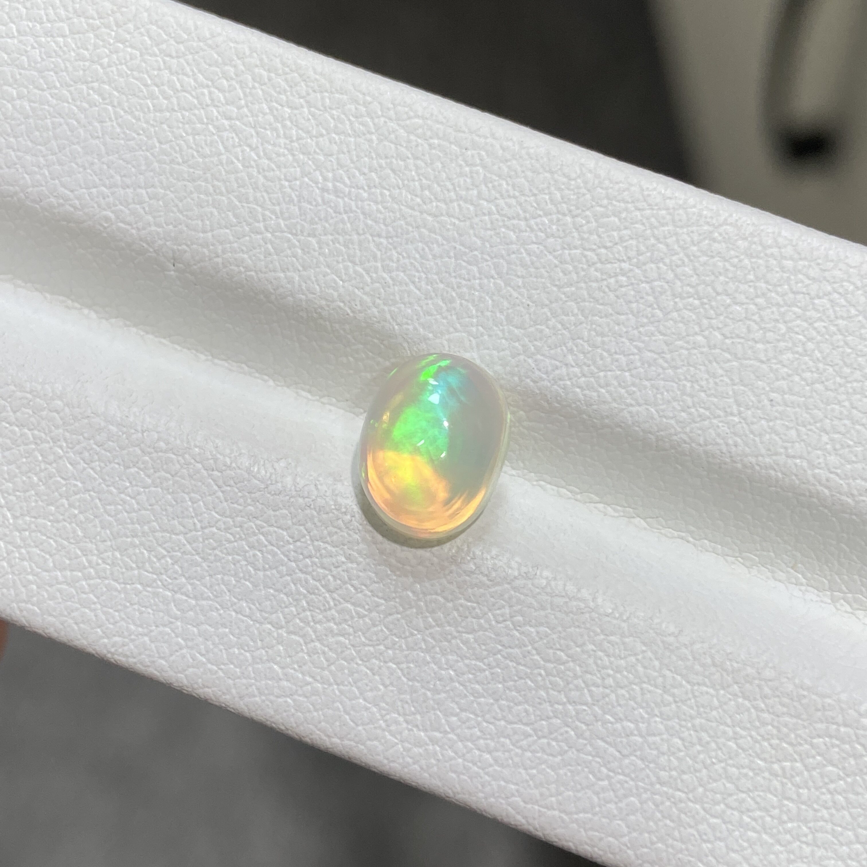 天然彩欧泊蛋面裸石戒面