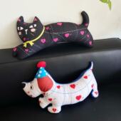 好感度撸猫撸狗图鉴可爱猫咪狗狗异形猫咪狗狗靠垫抱枕玩偶