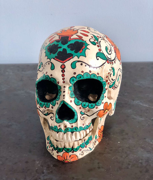 万圣节骷髅头手绘彩色摆件装饰品个性礼物酒吧纹身店拍照道具万