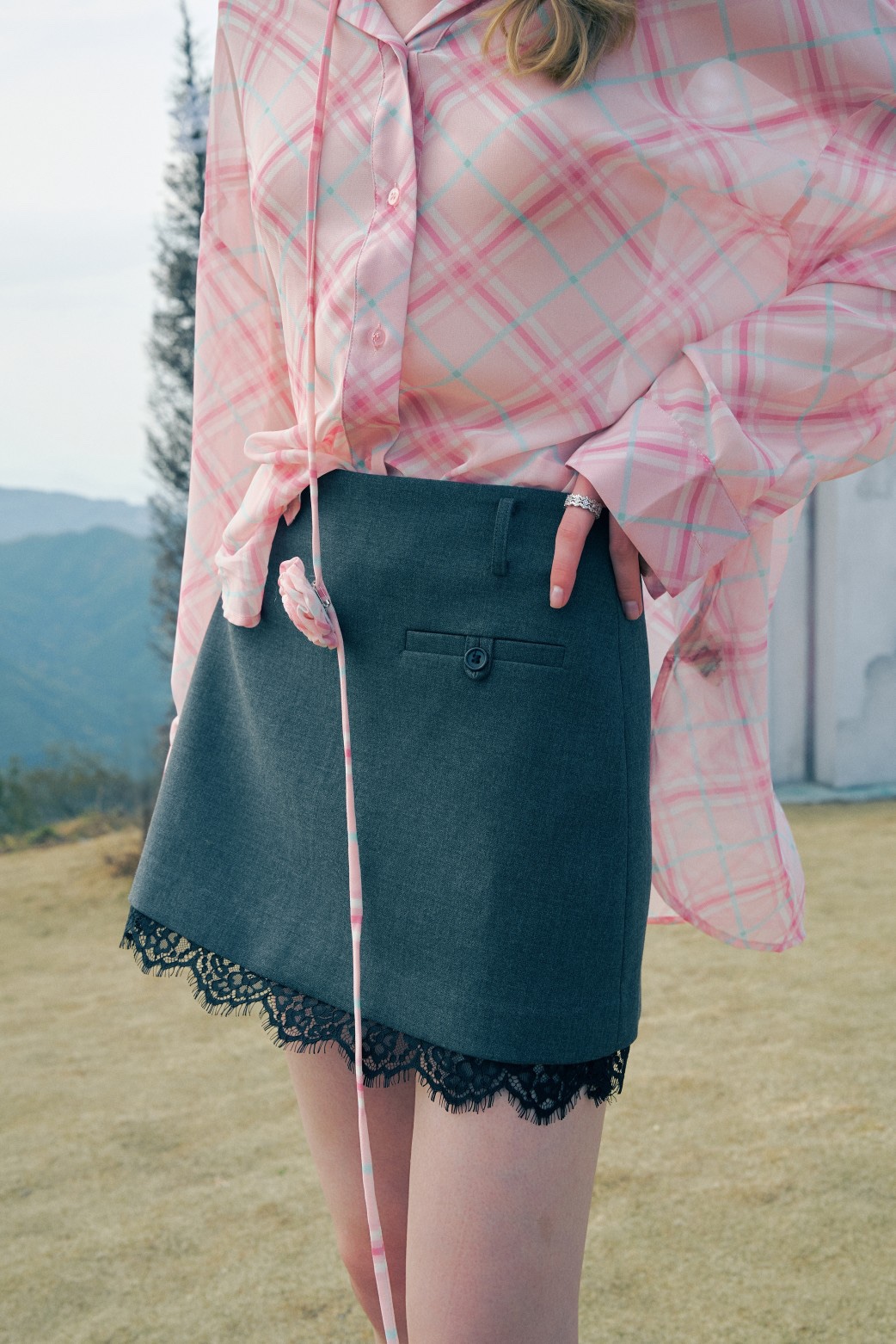 Aimme sparrow 25春夏灰色/黑色蕾丝半裙时尚通勤百搭优雅气质女