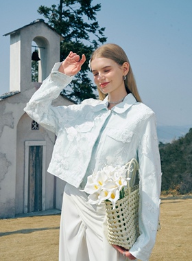 Aimme sparrow 25春夏牛仔外套时尚潮流蕾丝蝴蝶拼接浅蓝色上衣女