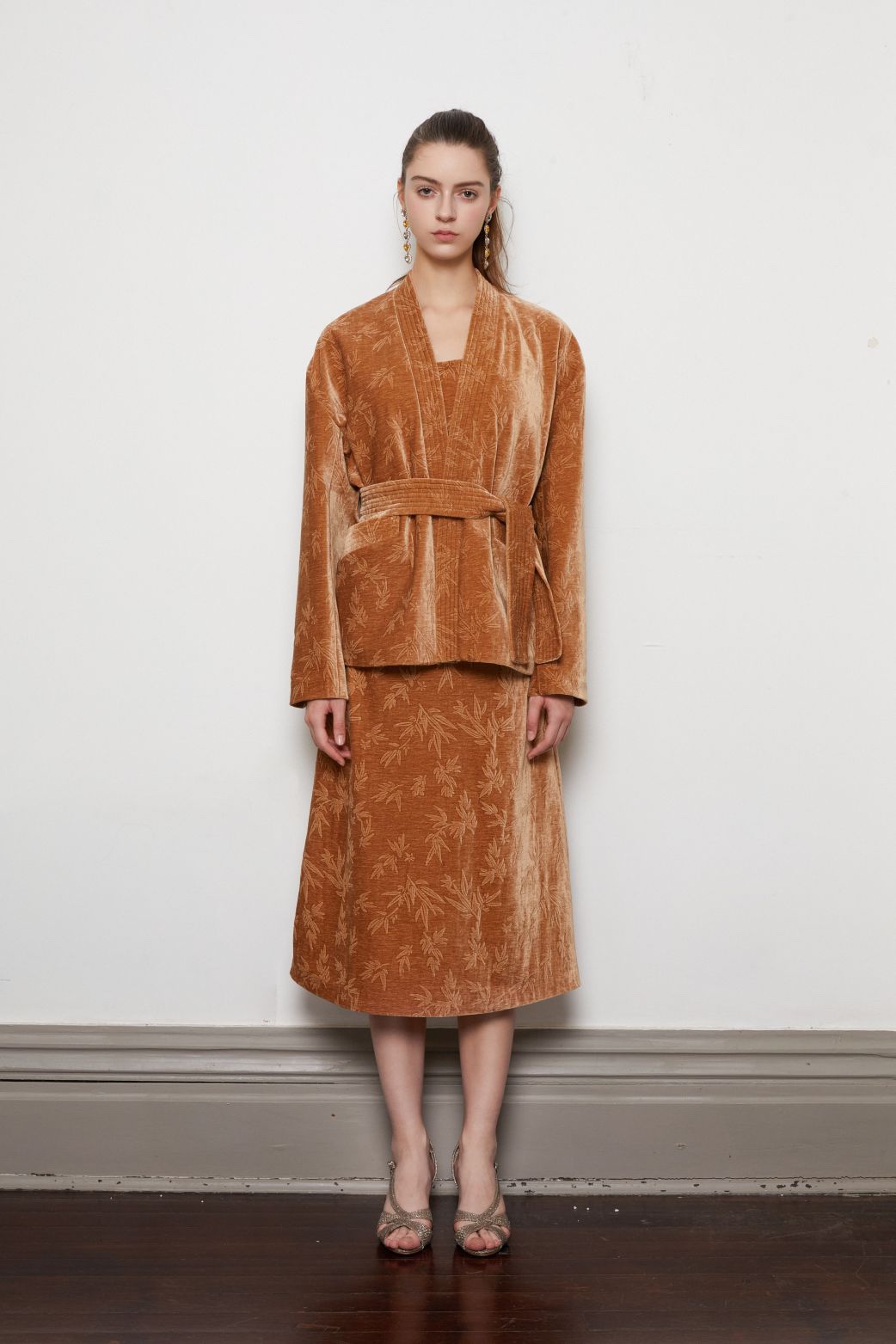 Aimme sparrow25春夏新款新中式时尚套装棕色系带枫叶上衣半身裙
