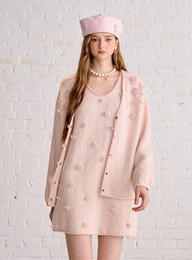 Aimme Sparrow粉色羊绒衫时尚针织开衫羊绒连衣裙钉珠花朵百搭