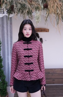 外套时尚 25秋冬酒红粗花呢编织羊毛荷叶边新中式 百搭 JINGYI GUO