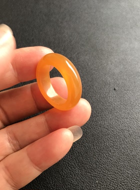 龙陵天然玉石黄龙玉鸡油黄老料戒圈指环内径18*7*4mm材质油润细腻