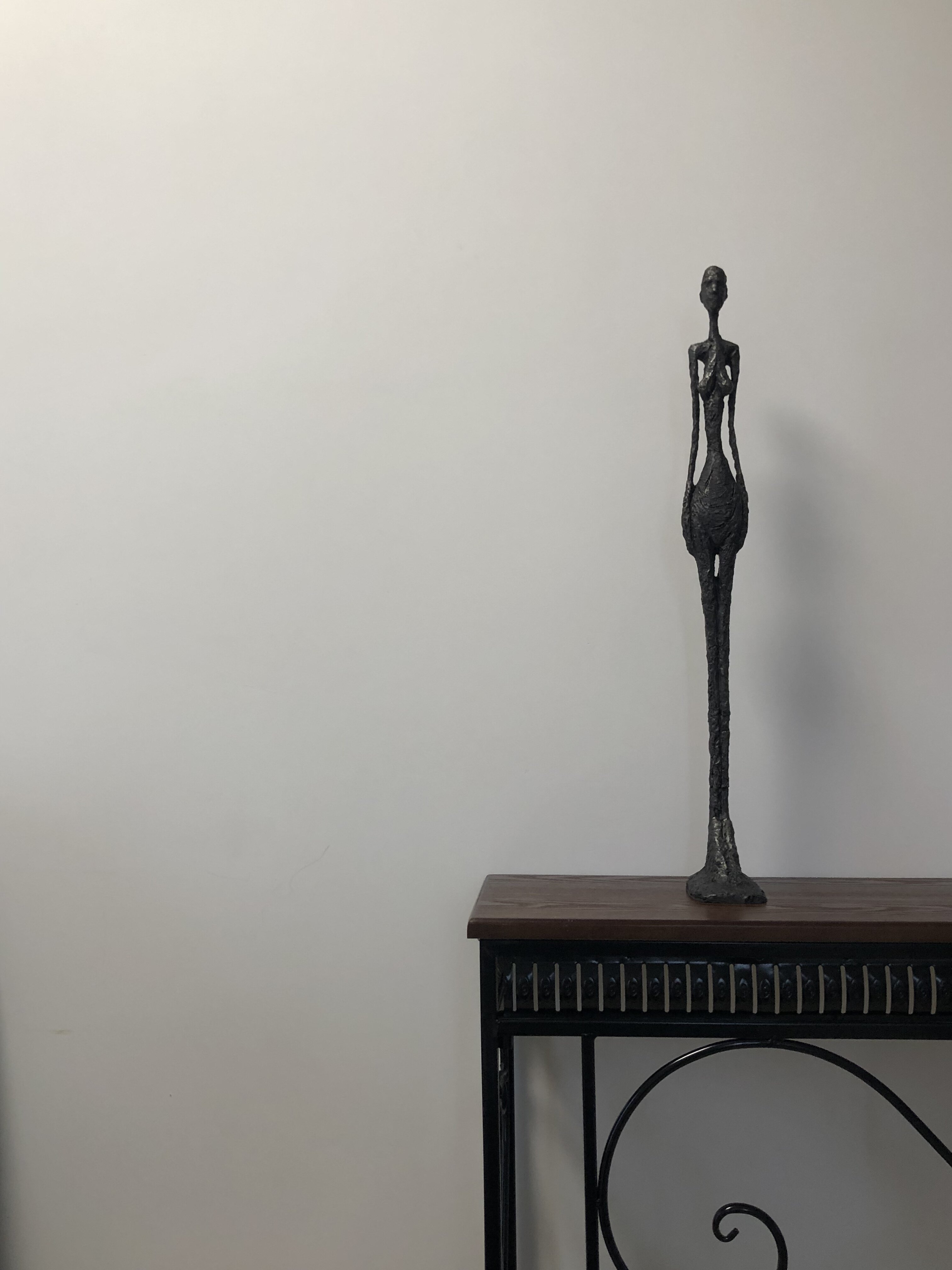 五圆原创《站着的女人i》青铜60cm大型雕塑轻奢摆件酒店客厅装饰