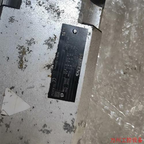 议价直拍不发:1FT6064-1AF71-4EG1功能包好,成色如图