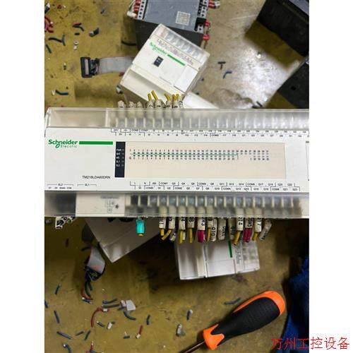 议价直拍不发:拆机 施耐德 PLC TM218LDA60DRN 一台议价