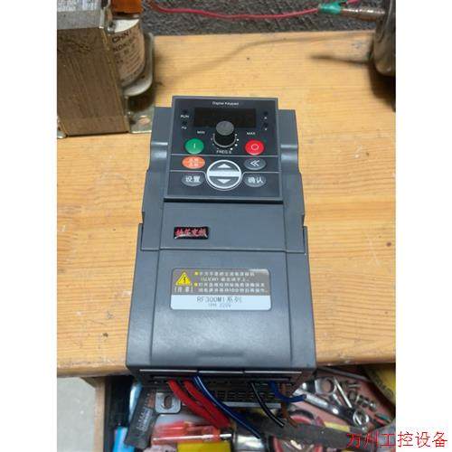 议价直拍不发:议价上海赫茨HZ300M1-1r5g变频器1.5kw原装拆机变