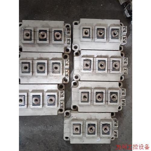 议价直拍不发:欧派克横块FF400R12KE3
