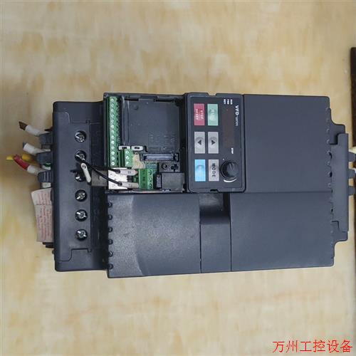议价直拍不发:台达变频器,VFD110E43A,11KW,380V,成色如