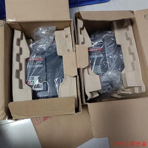 议价直拍不发:议价东芝变频器VFS15-4037PL-CH,3.7kw/380