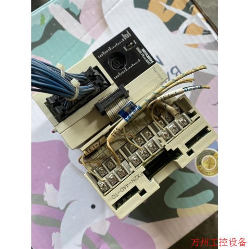 议价直拍不发:三菱FX2NC-32MT带FX2NC-CNV-IF,带FX2