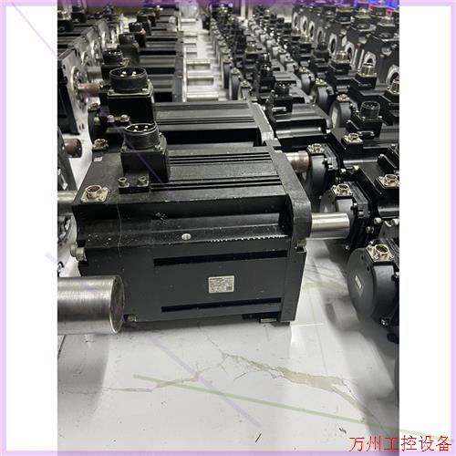 议价直拍不发:三菱HF453BS带刹车电机 原装拆机