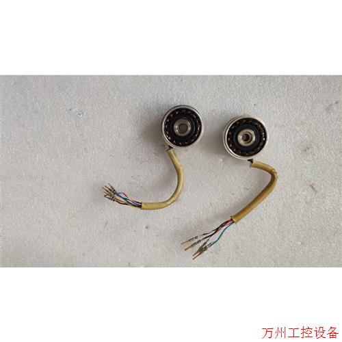 议价直拍不发:库卡电机编码器  R3C10-E101